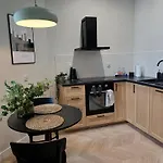 Apartament 1m11 Centrum - Opcjonalne Miejsce Parkingowe, Dostęp Na Kod, Netflix