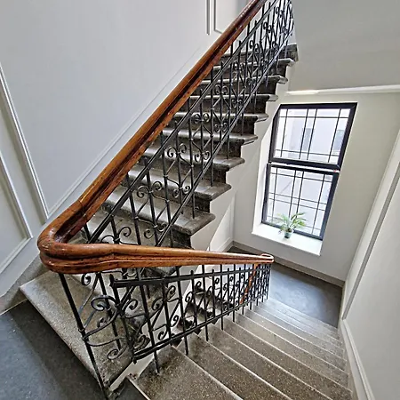 1m11 Centrum - Opcjonalne Miejsce Parkingowe, Dostep Na Kod, Netflix