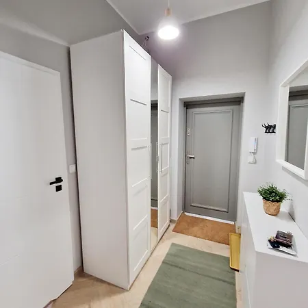 1m11 Centrum - Opcjonalne Miejsce Parkingowe, Dostep Na Kod, Netflix Appartement Łódź