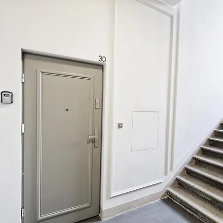 1m11 Centrum - Opcjonalne Miejsce Parkingowe, Dostep Na Kod, Netflix * Łódź