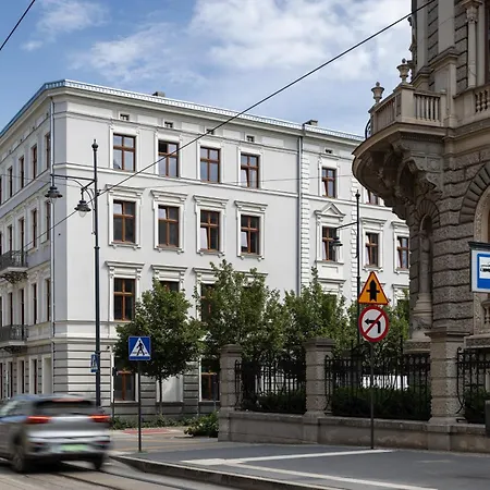 1m11 Centrum - Opcjonalne Miejsce Parkingowe, Dostep Na Kod, Netflix Łódź