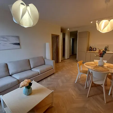 Appartement 1m11 Centrum - Opcjonalne Miejsce Parkingowe, Dostep Na Kod, Netflix Łódź