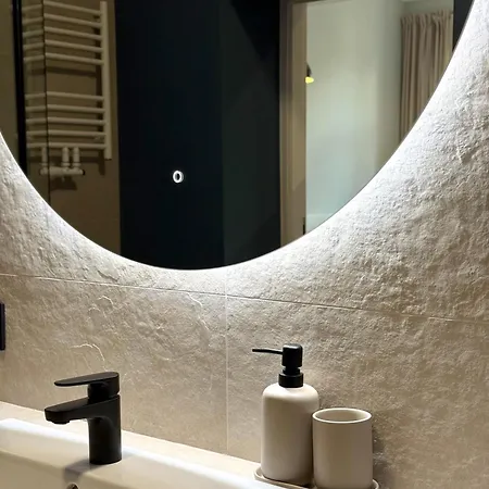 1m11 Centrum - Opcjonalne Miejsce Parkingowe, Dostep Na Kod, Netflix Appartement *