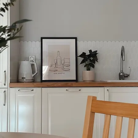 1m11 Centrum - Opcjonalne Miejsce Parkingowe, Dostep Na Kod, Netflix * Łódź