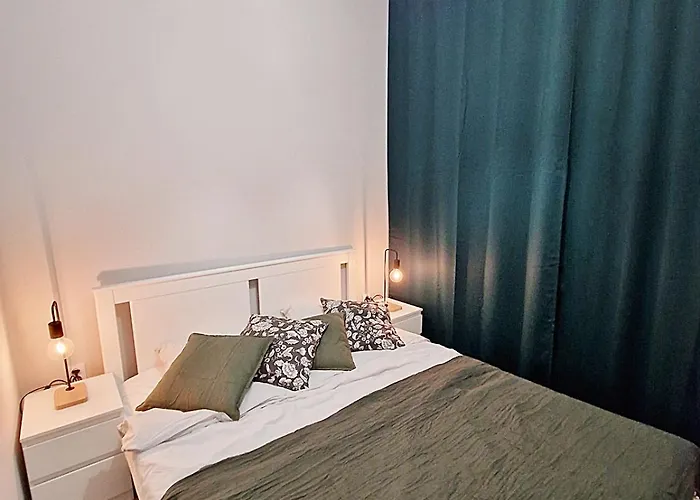 1m11 Centrum - Opcjonalne Miejsce Parkingowe, Dostep Na Kod, Netflix Appartement