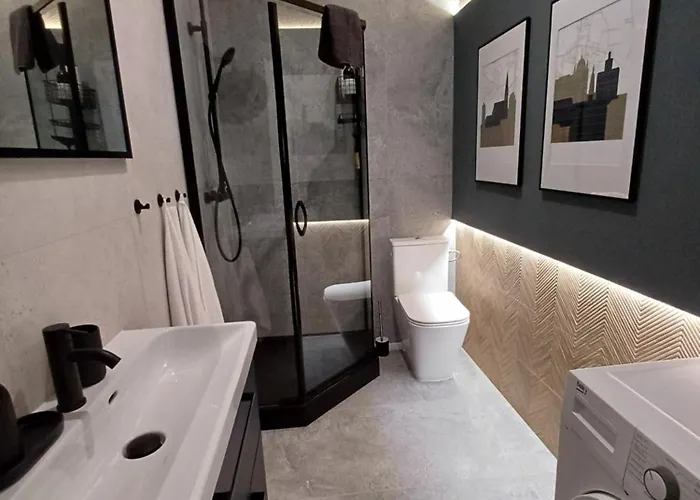 Appartement 1m11 Centrum - Opcjonalne Miejsce Parkingowe, Dostep Na Kod, Netflix