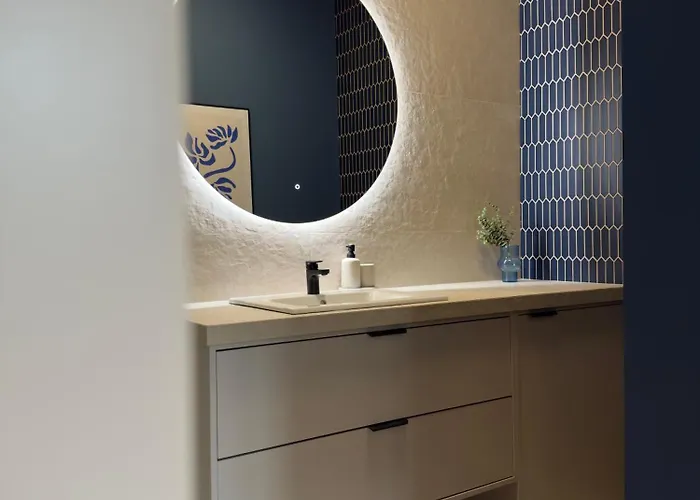 Appartement 1m11 Centrum - Opcjonalne Miejsce Parkingowe, Dostep Na Kod, Netflix